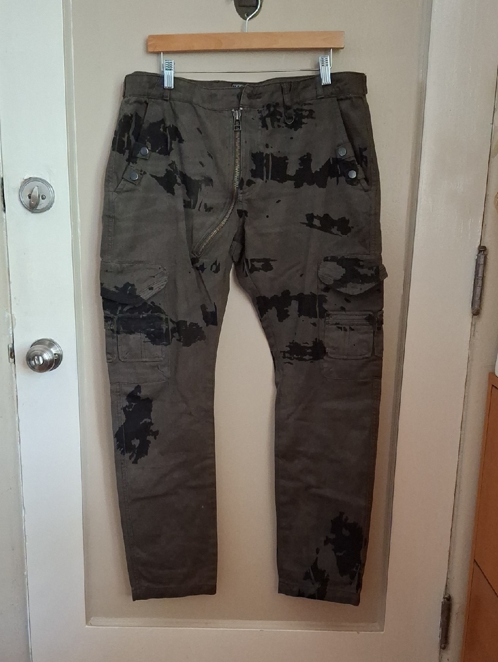 PRPS Olive Green Cargo Pants with Black Wash Details_1